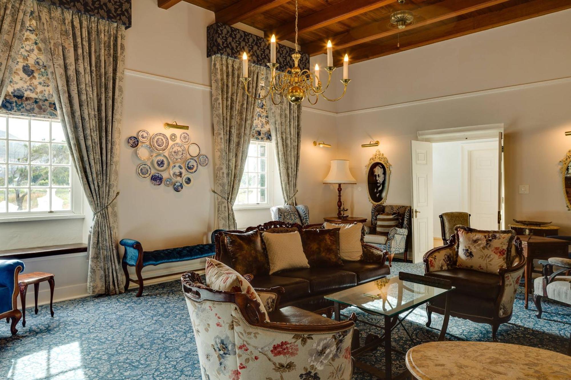 Protea Hotel By Marriott Cape Town Mowbray Εξωτερικό φωτογραφία